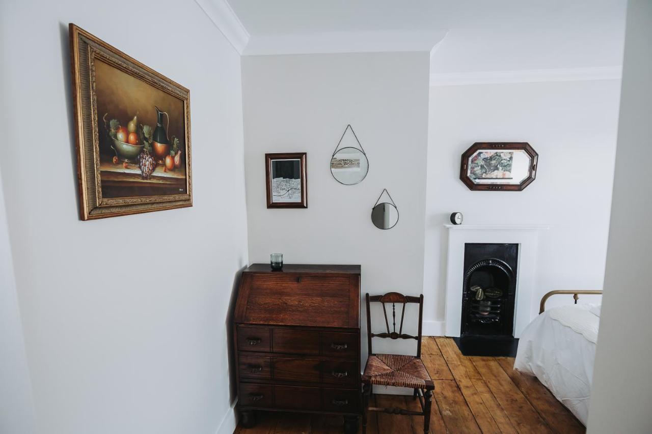 Stunning 5 Bedroom Period Property By The Sea Херн Бей Екстериор снимка